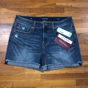 Vigoss Marley mid rise short